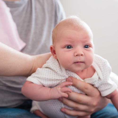 Guide to Infant Burping: Alleviating Discomfort for Your Baby